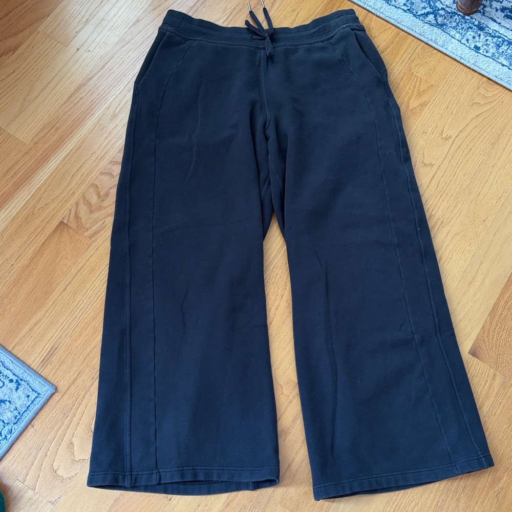 Lululemon Scuba Wide Leg Pant black size 14 LW5FM0S